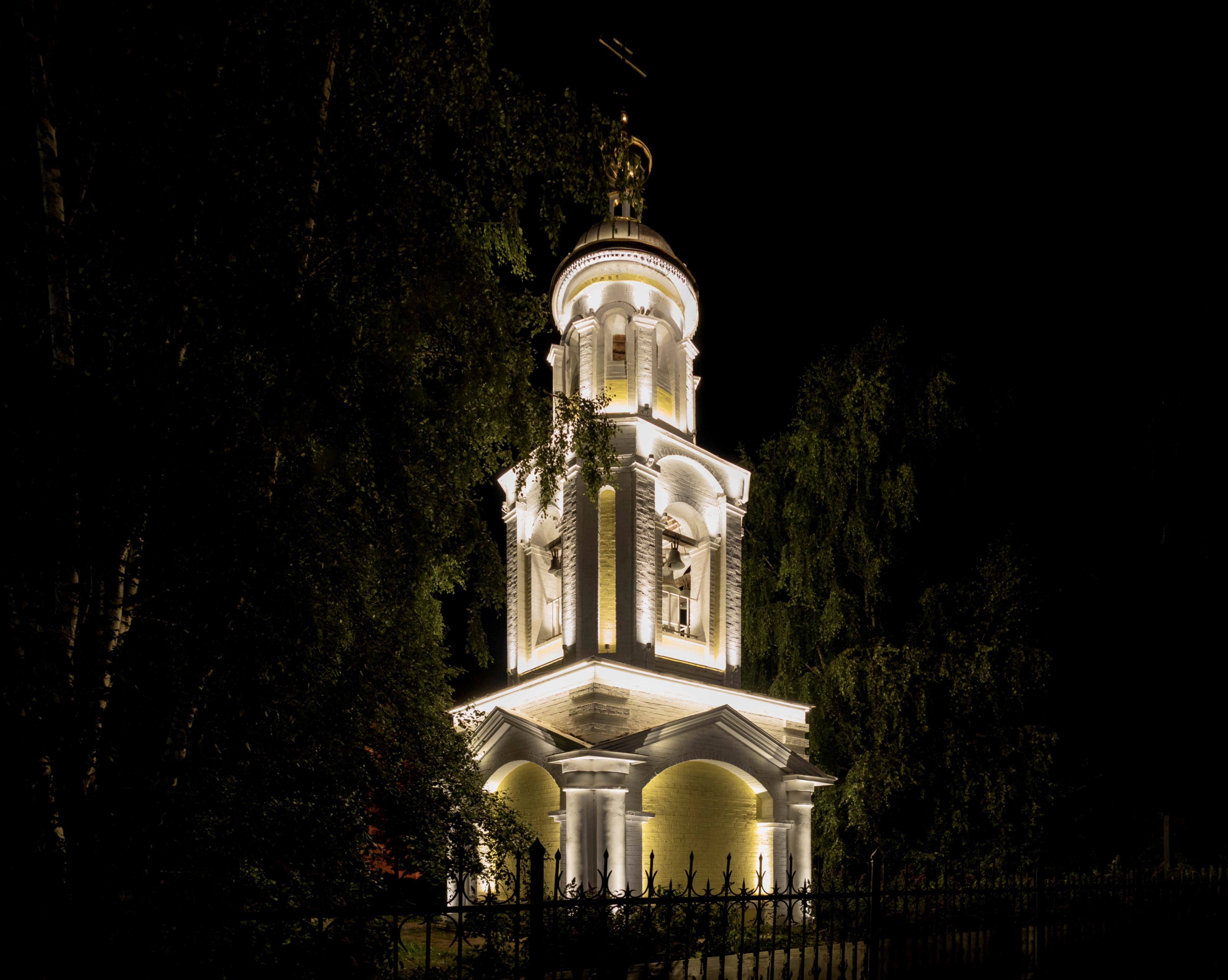 Колокольня церкви Пятницы в Калашной - проект наружного освещения