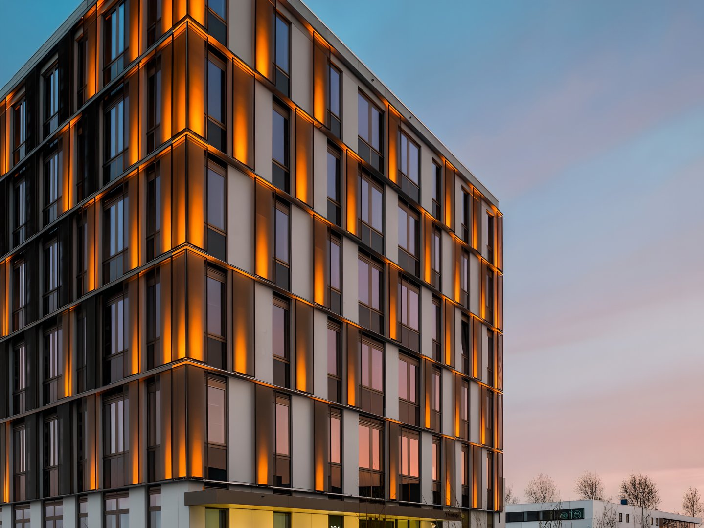 Bring yourself ready, it will be bright: light as a sales tool