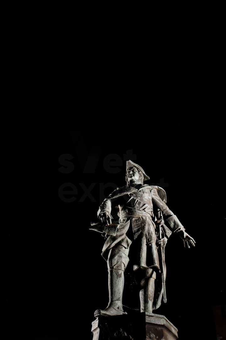 Peter the Great Monument Lighting in Nizhny Novgorod - outdoor lighting project