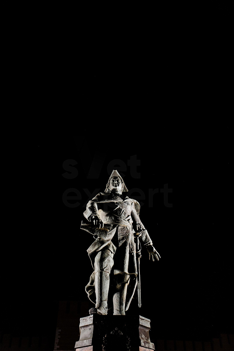 Peter the Great Monument Lighting in Nizhny Novgorod - outdoor lighting project