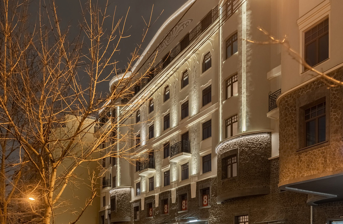 Idealist Clubhouse - outdoor lighting project