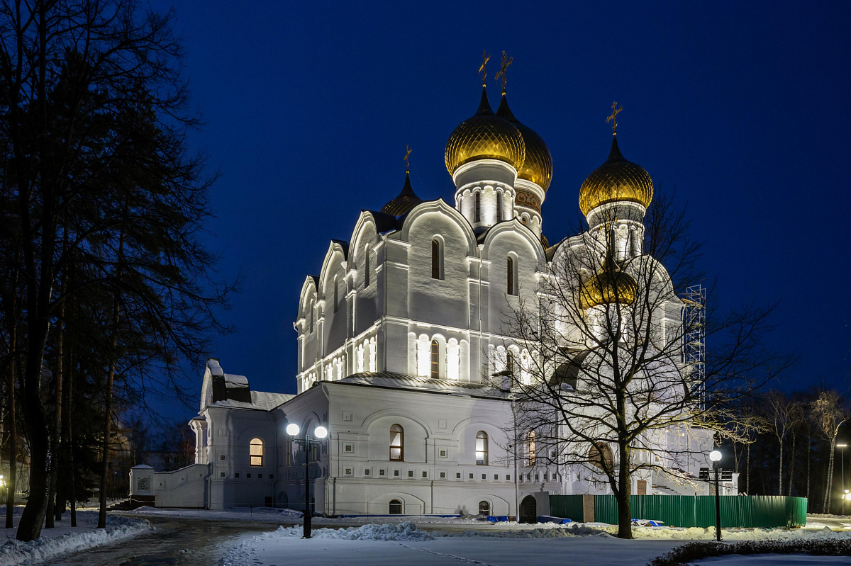 Кафедральный собор Успения Пресвятой Богородицы - проект наружного освещения