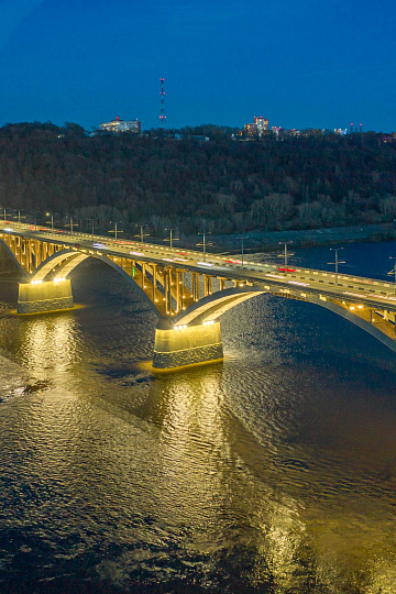Освещение Молитовского моста в Нижнем Новгороде